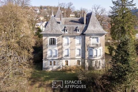 Villa de caractère à réinventer avec son parc arboré