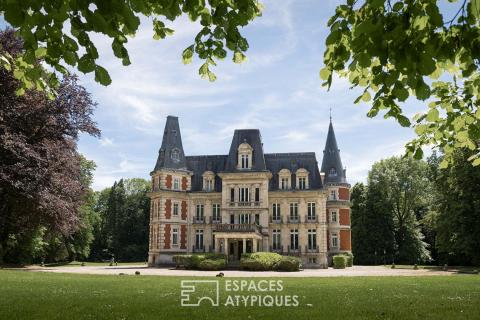 Splendeur du début du XXe siècle : le château et son parc séculaire