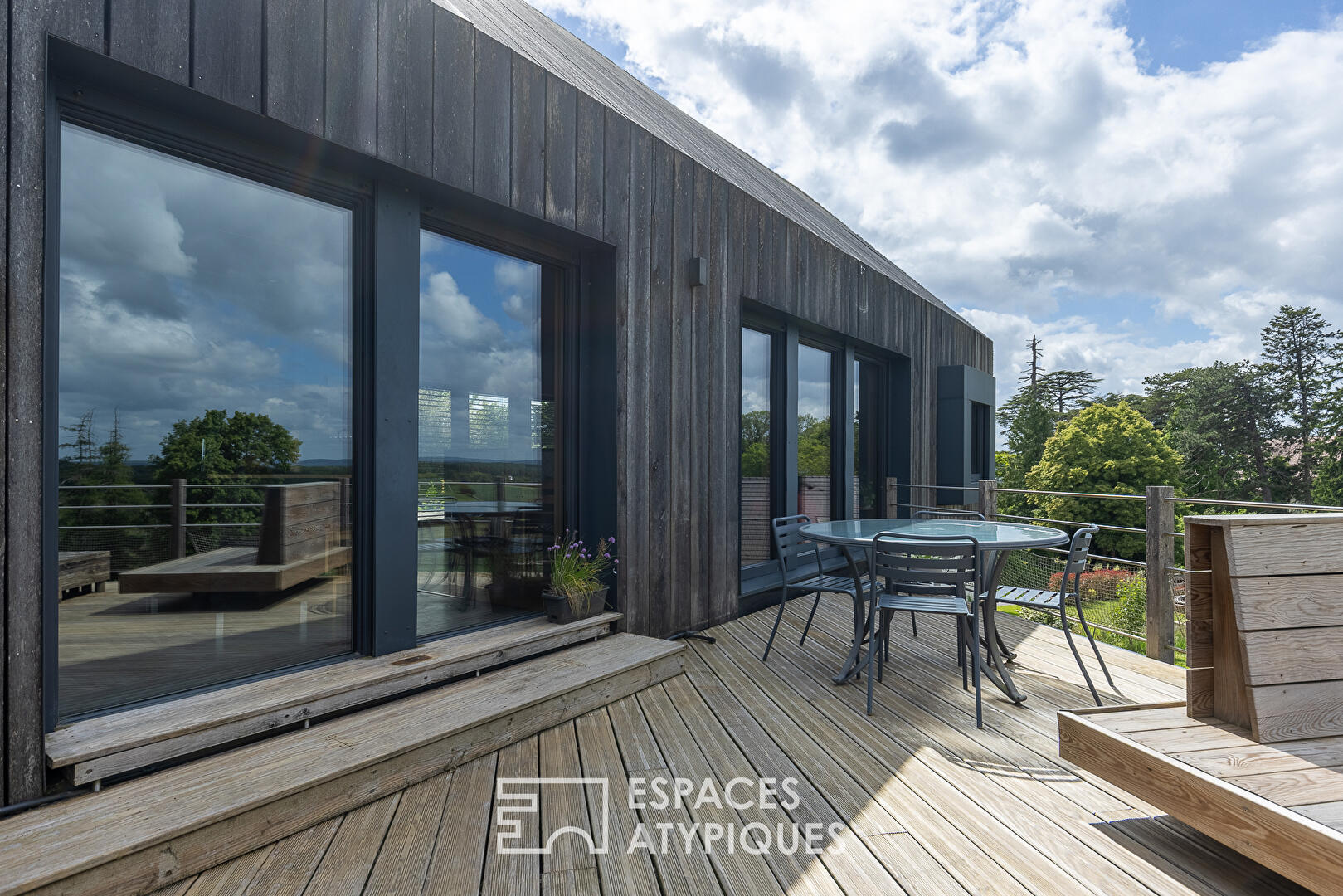 l’élégance contemporaine en ossature bois · à Besançon · 375 000 €