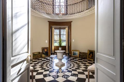 Château chargé d&rsquo;histoire dans son parc de 1ha