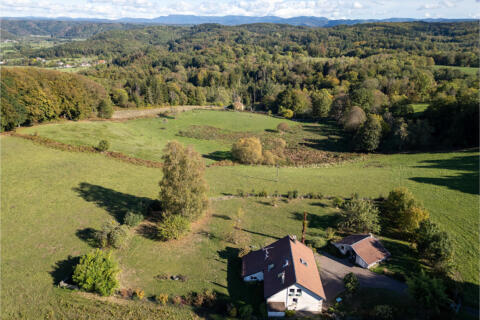 Ferme rénovée pour voir la vie en vert