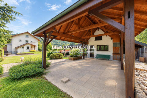 Maison familiale avec pavillon indépendant