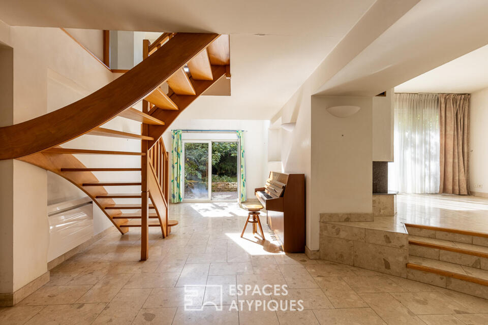Maison de ville qui cultive son jardin secret