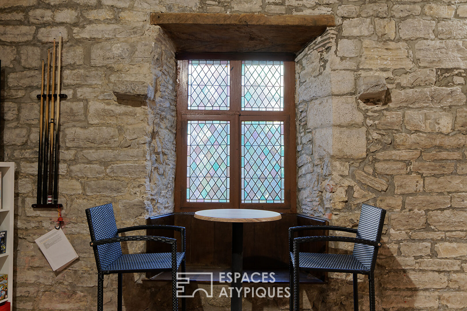 Bâtisse du XIII ème siècle alliant charme et authenticité