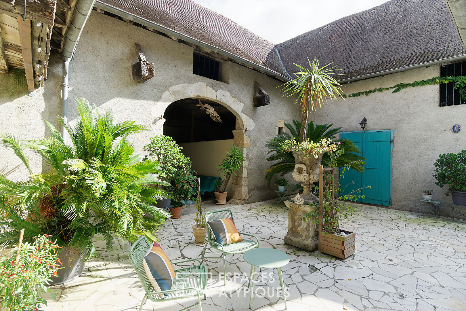 Entre Orthez et Pau, manoir historique idéal maison d’hôtes