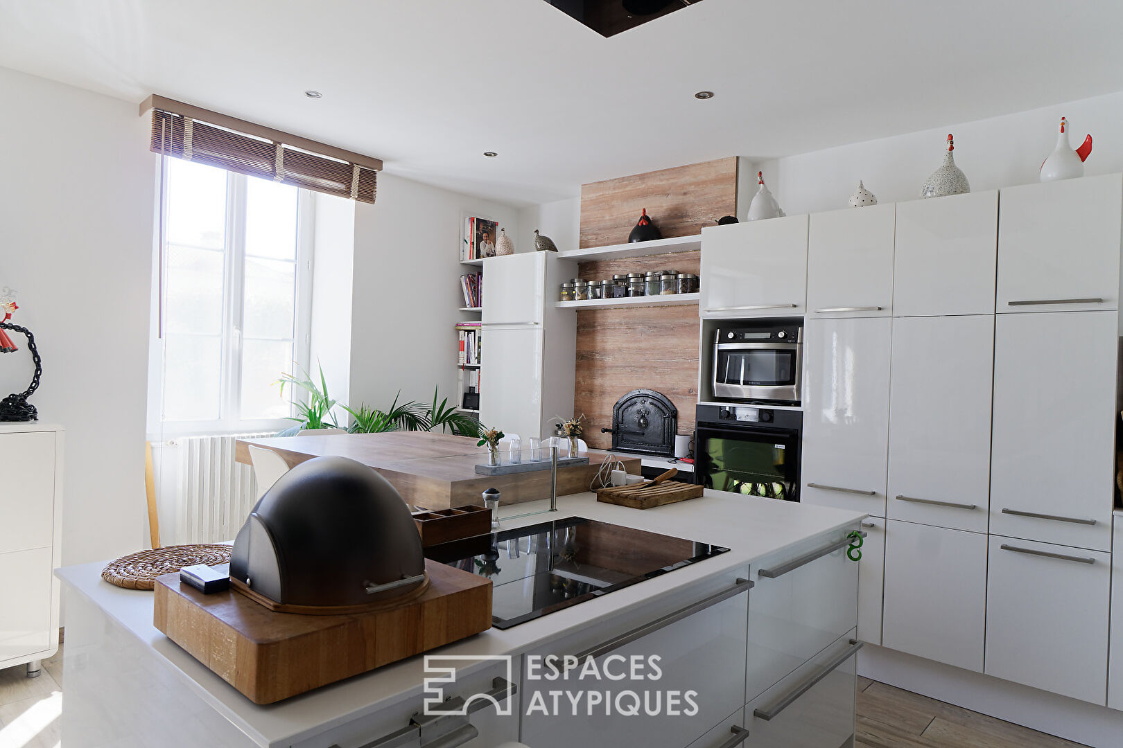 Élégante maison de ville rénovée avec raffinement