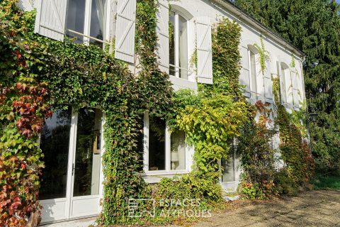 Ancien hôtel restaurant mythique réinventé en demeure de charme