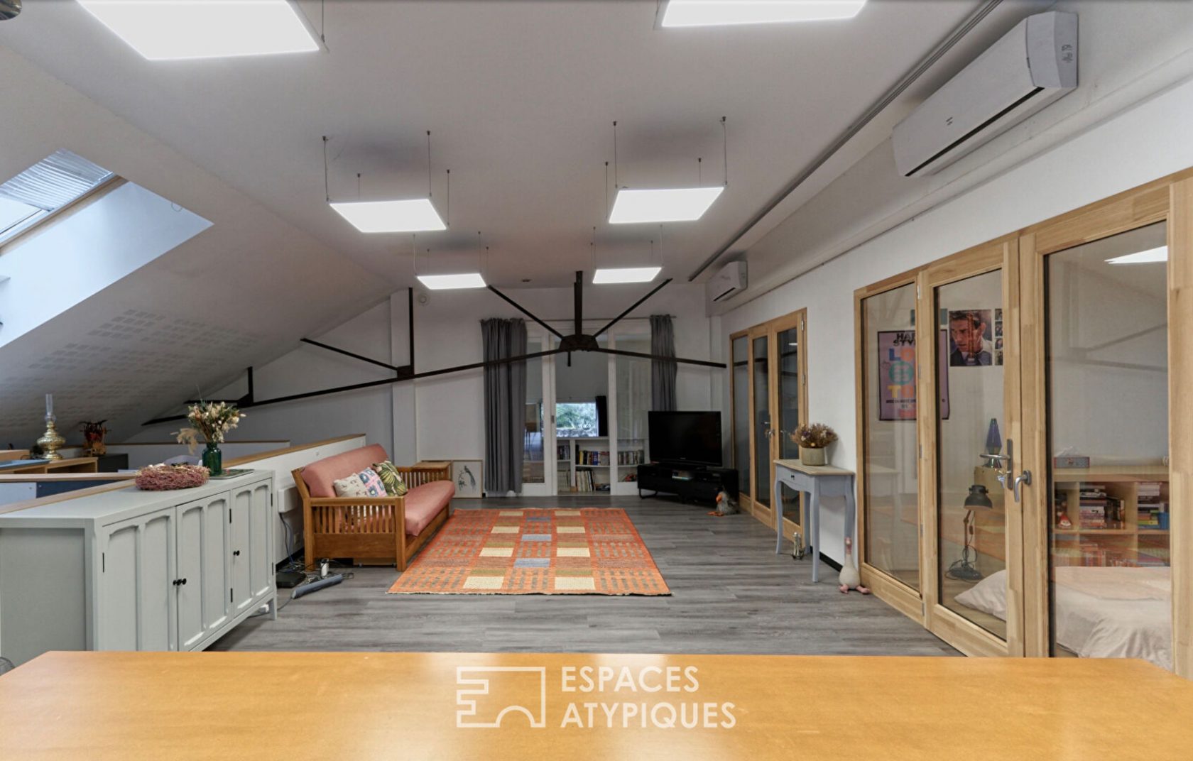 Maison de ville d&rsquo;exception, lieu rare  au coeur de la cité