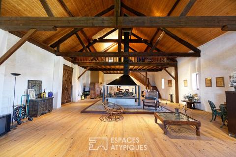 Ensemble immobilier avec habitation et espace professionnel