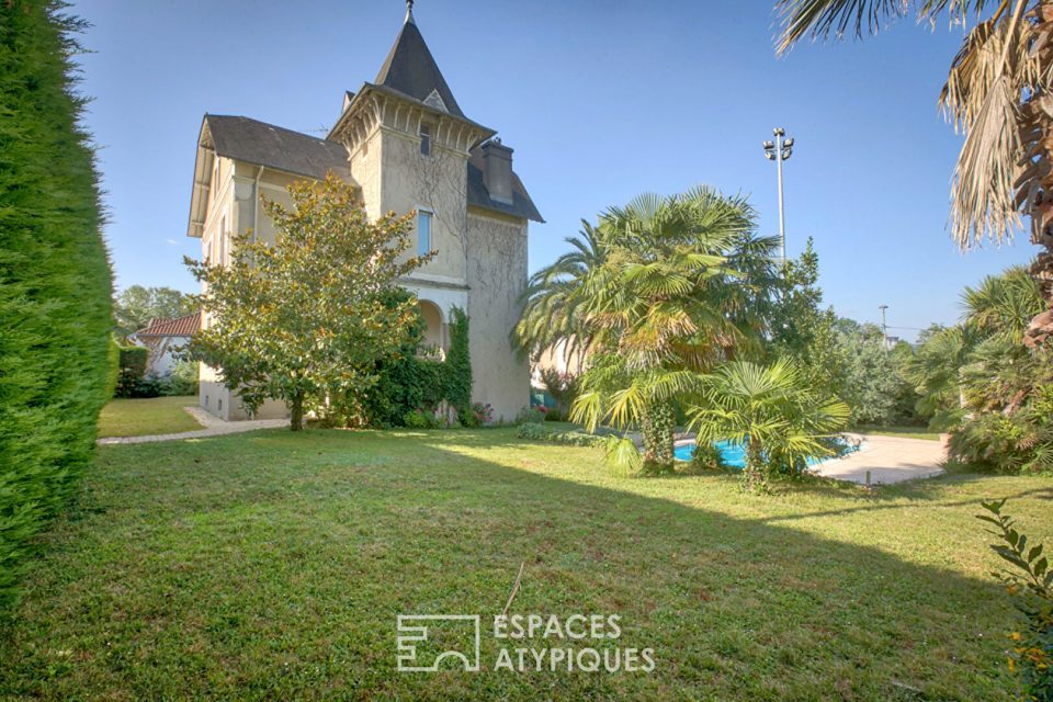 Élégante maison de maître avec piscine