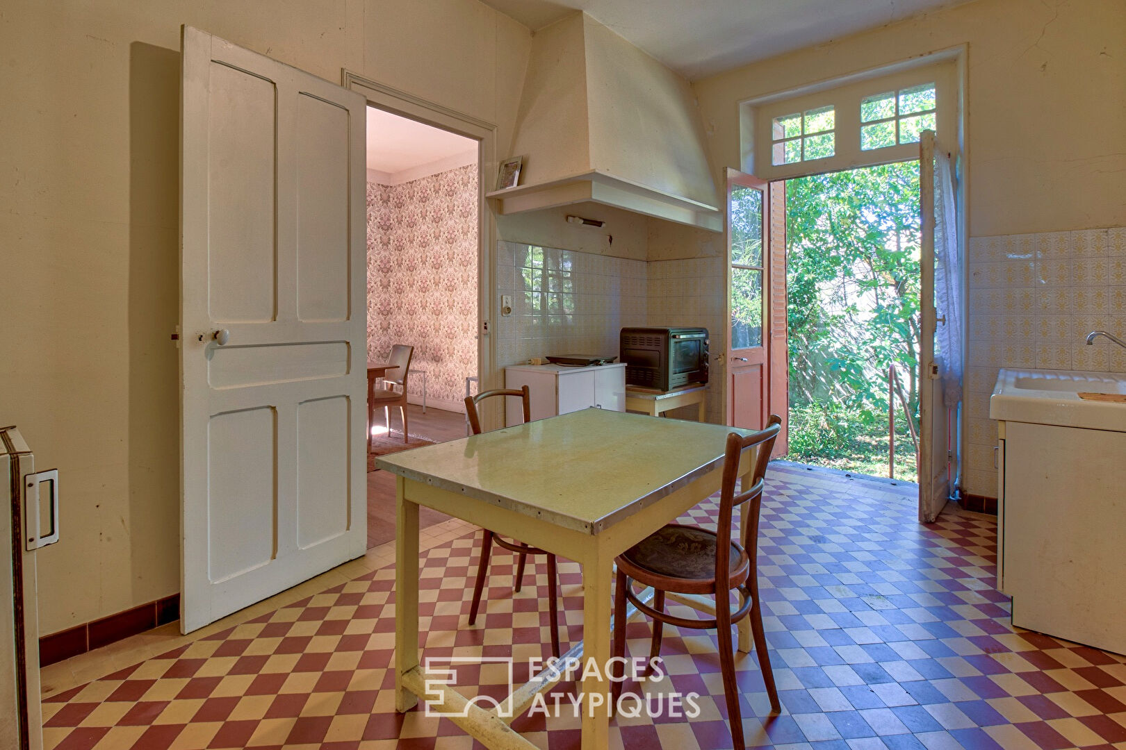 Charm and authenticity for this house from the 1930s