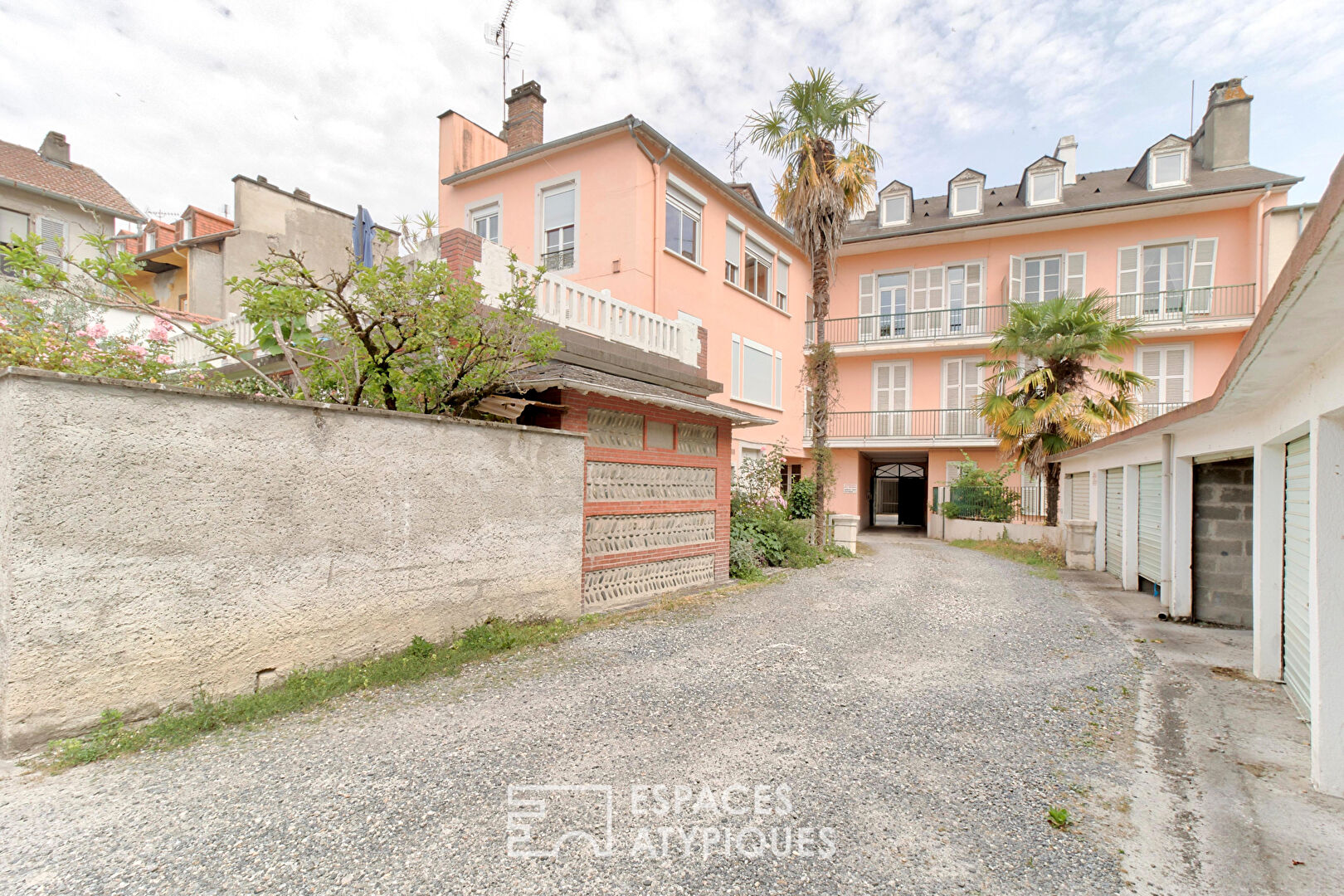 APPARTEMENT DE CHARME