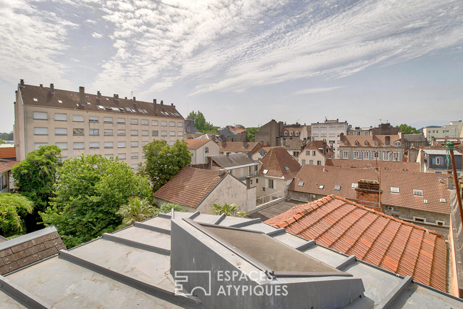 APPARTEMENT DE CHARME