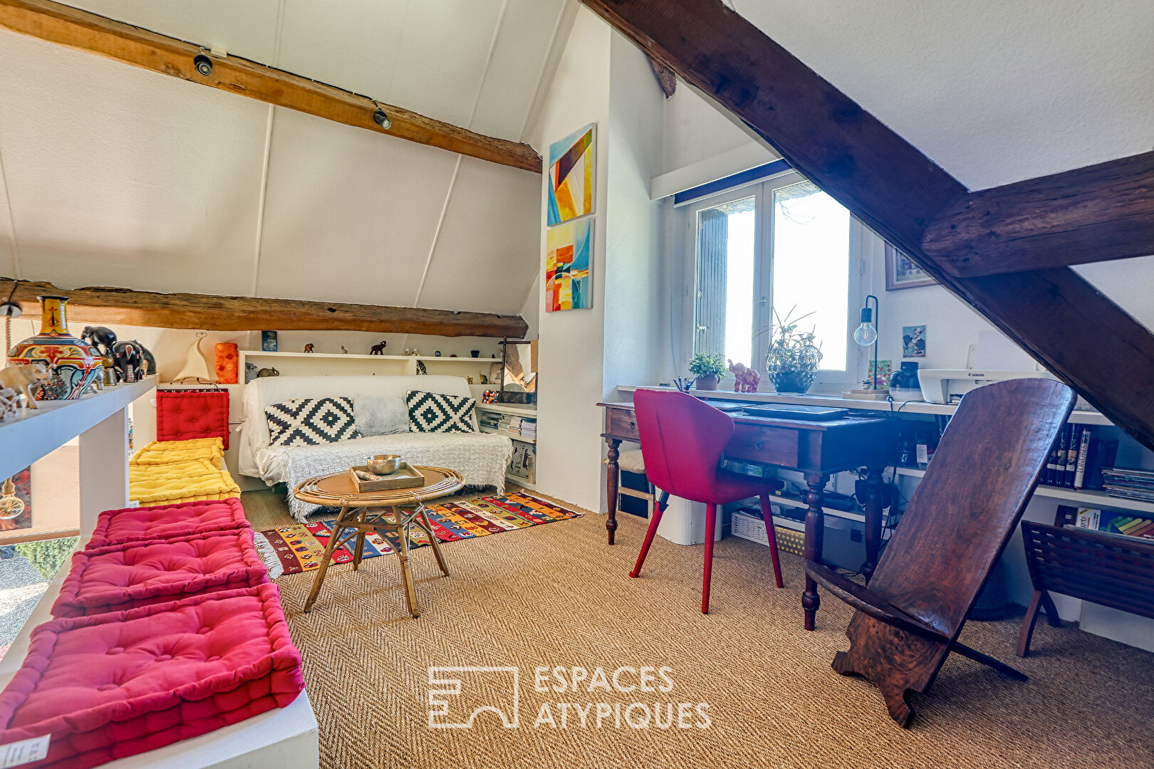Ancienne bergerie dans un paisible hameau préservé