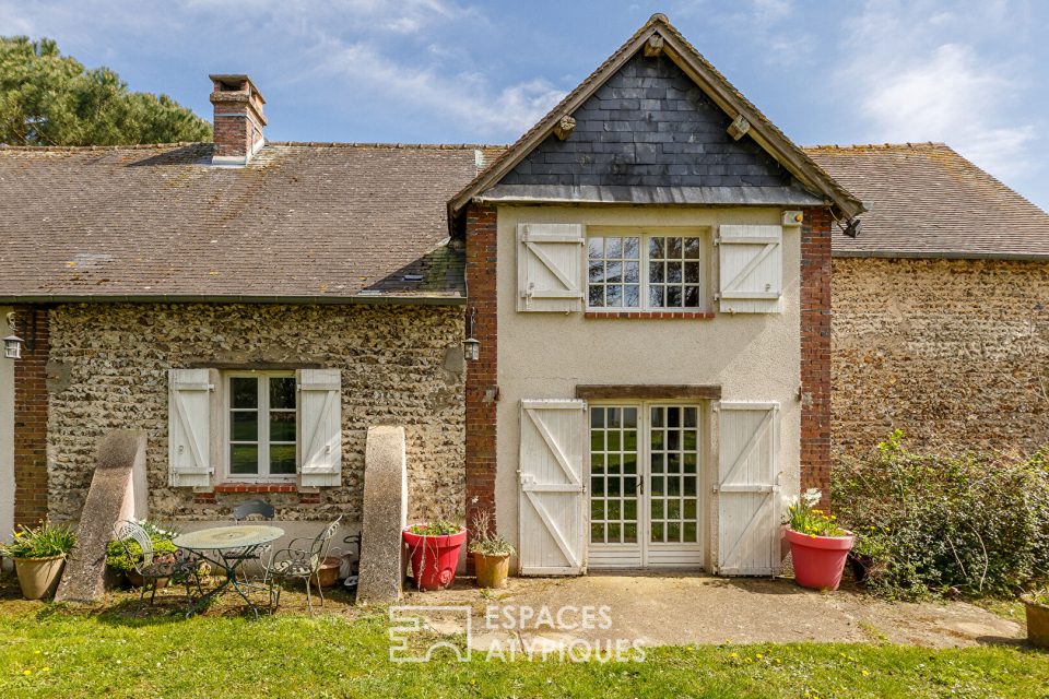 Ancienne ferme réhabilitée dans village paisible