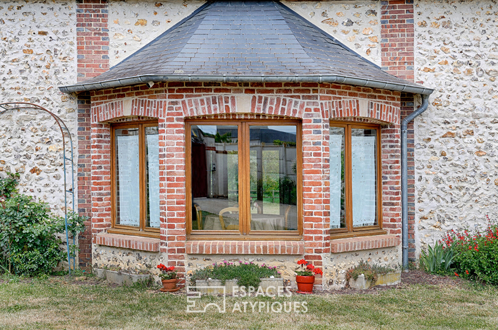 Ancienne grange rénovée à la campagne