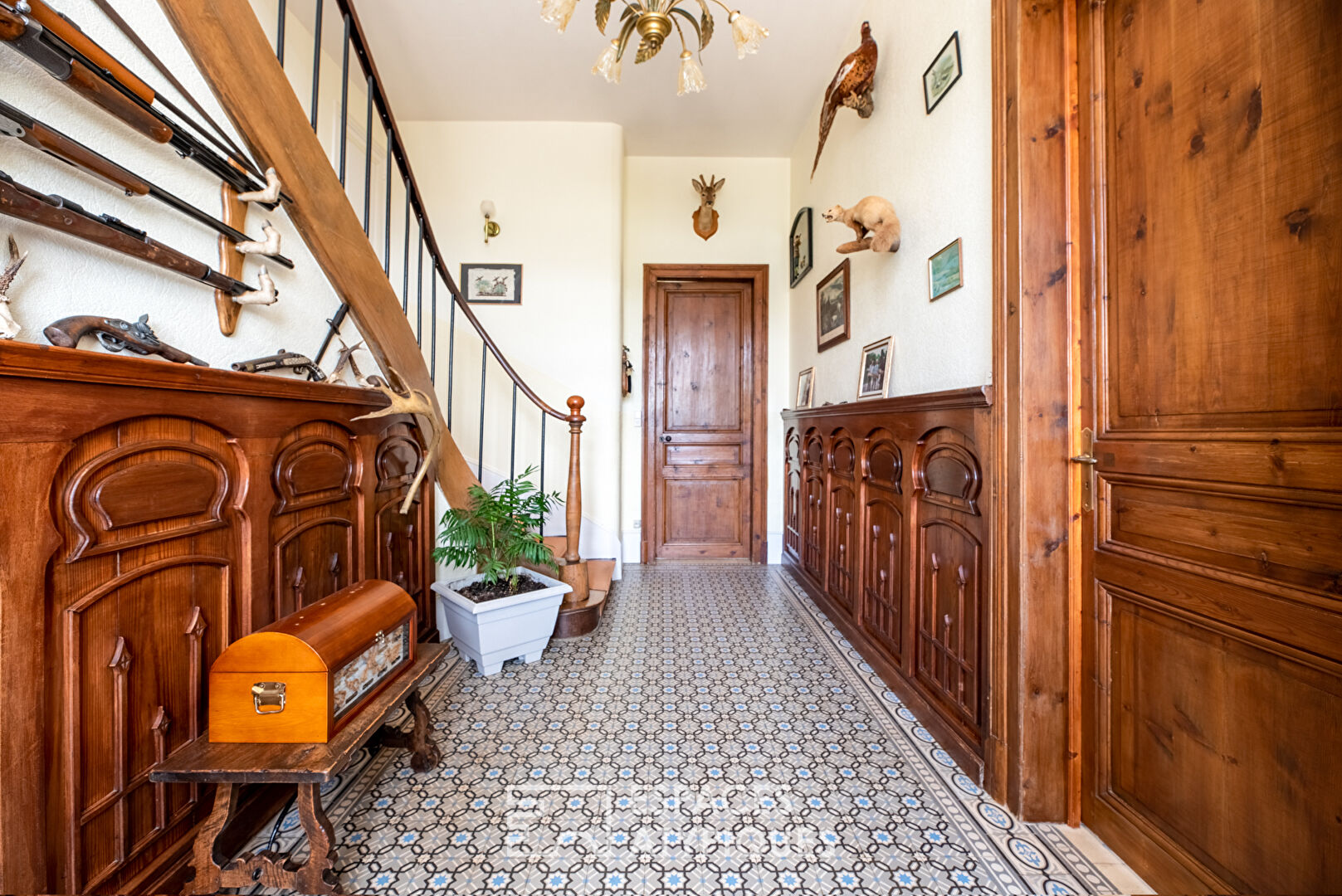Ancien manoir normand avec dépendances
