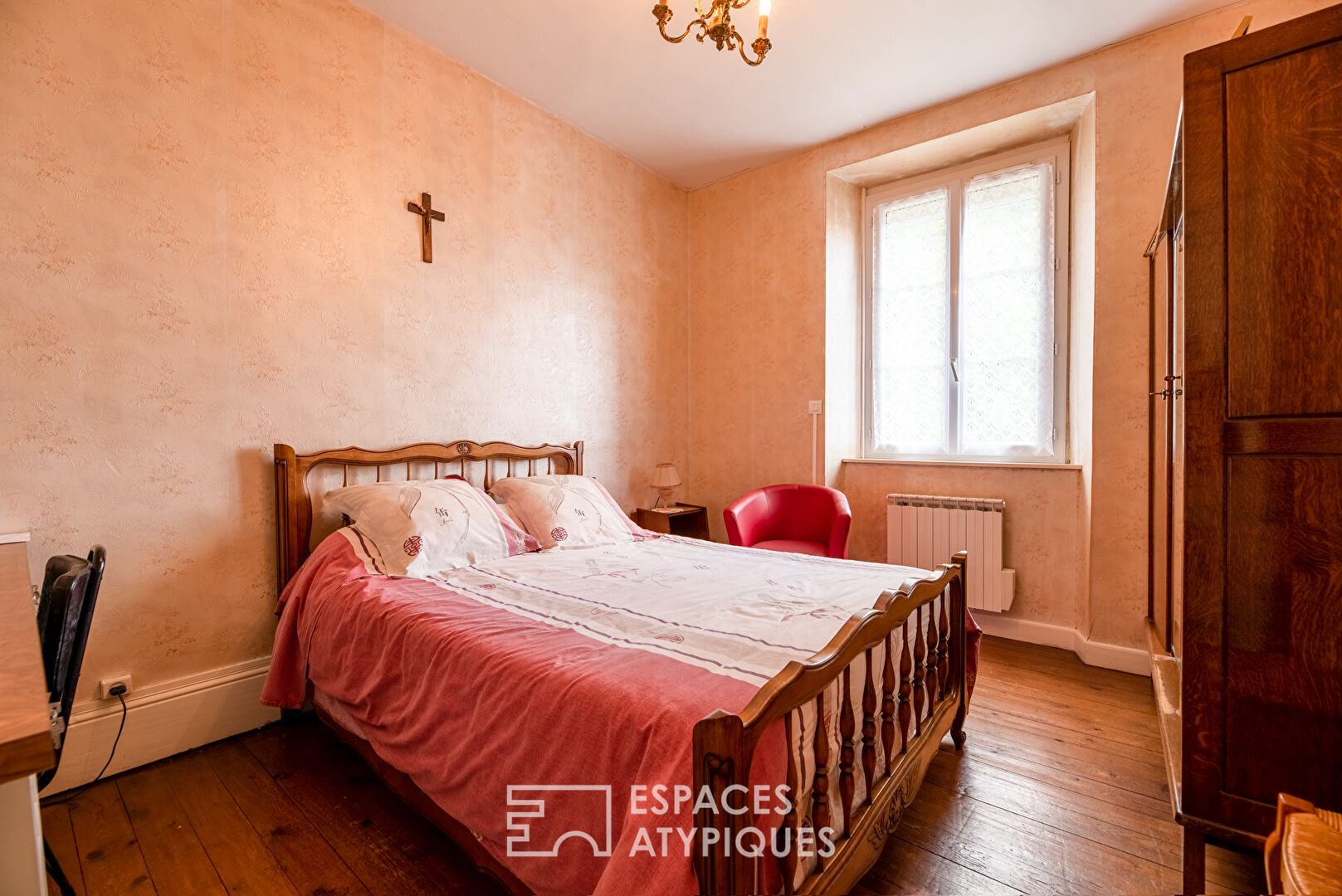 Ancien manoir normand avec dépendances