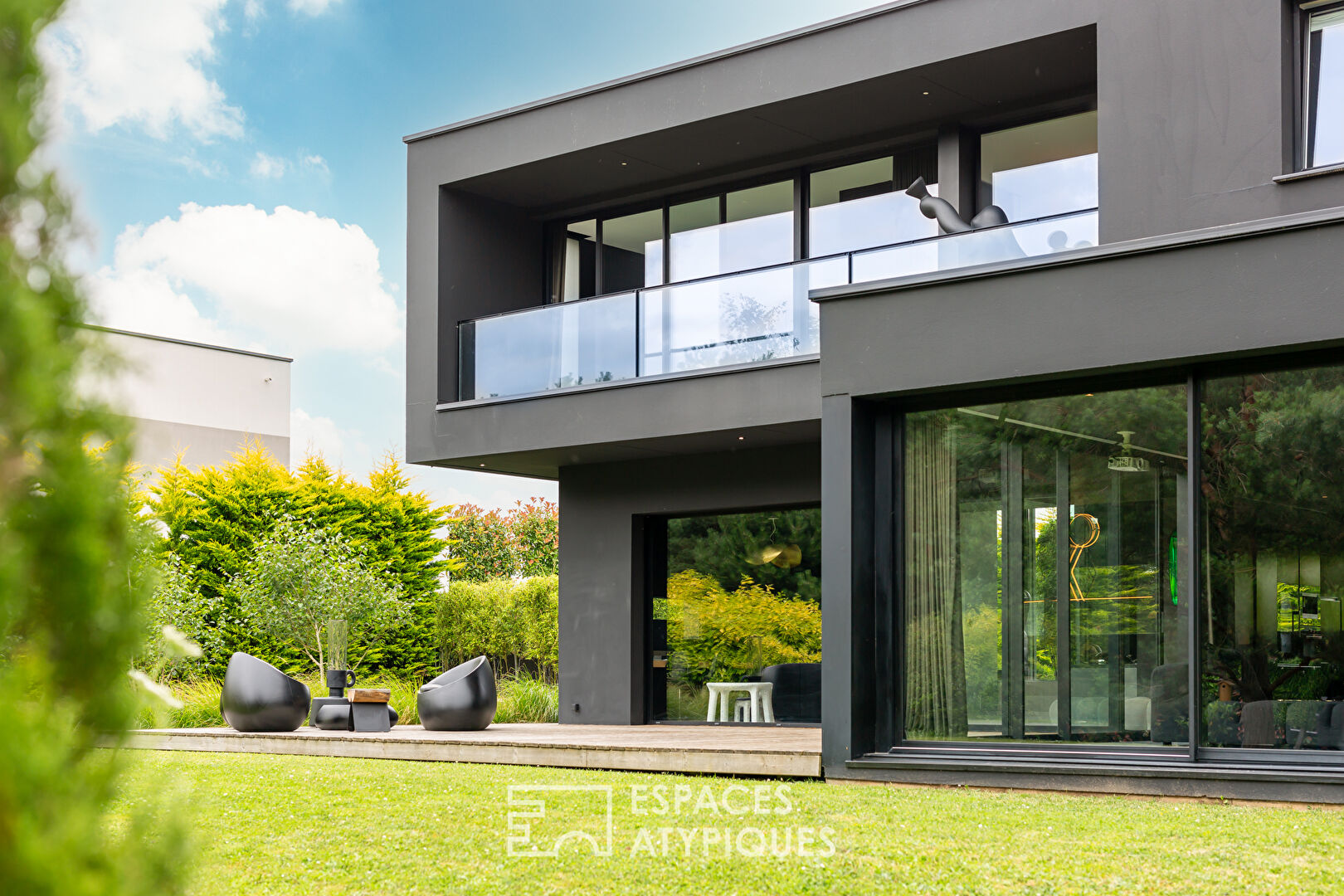 Exceptional contemporary