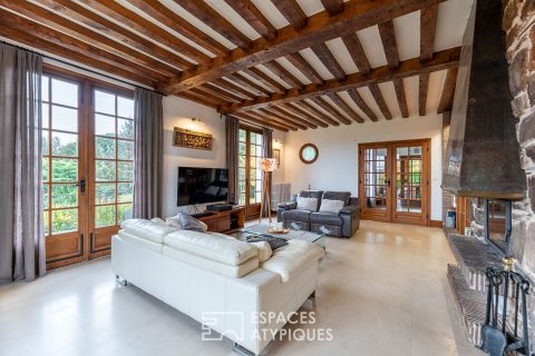 Ile-de-France style house overlooking the valley