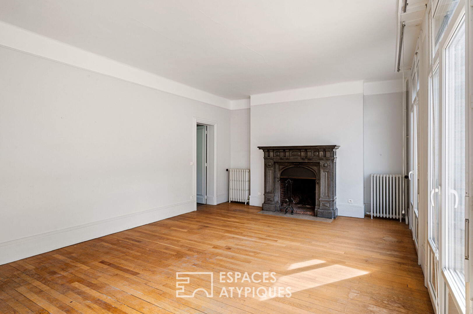 Spacious townhouse a stone’s throw from the cathedral