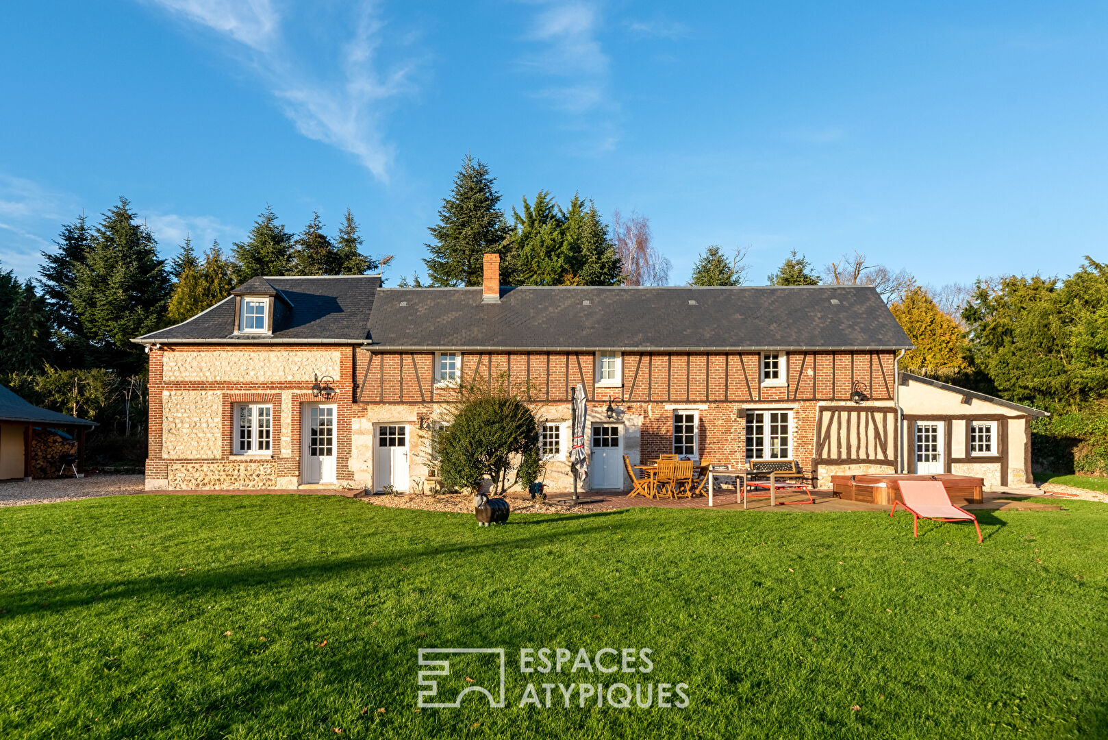 Maison de caractère dans un écrin de verdure