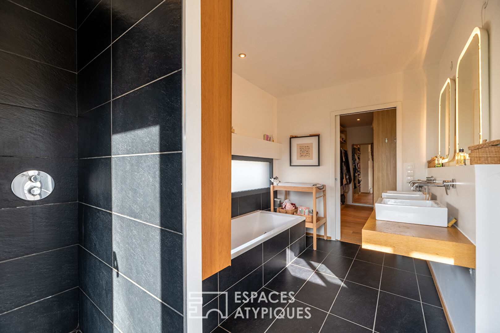 Maison d’architecte cubique labellisée BBC