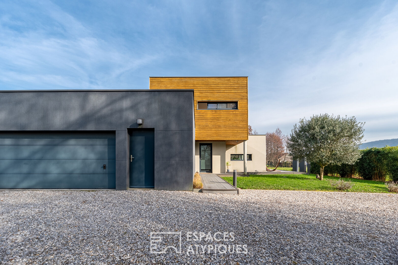 Maison d’architecte cubique labellisée BBC