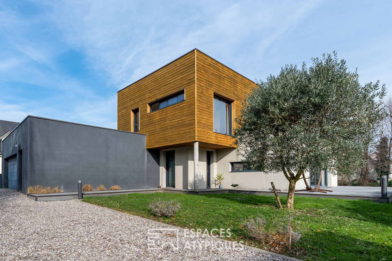 Maison d’architecte cubique labellisée BBC