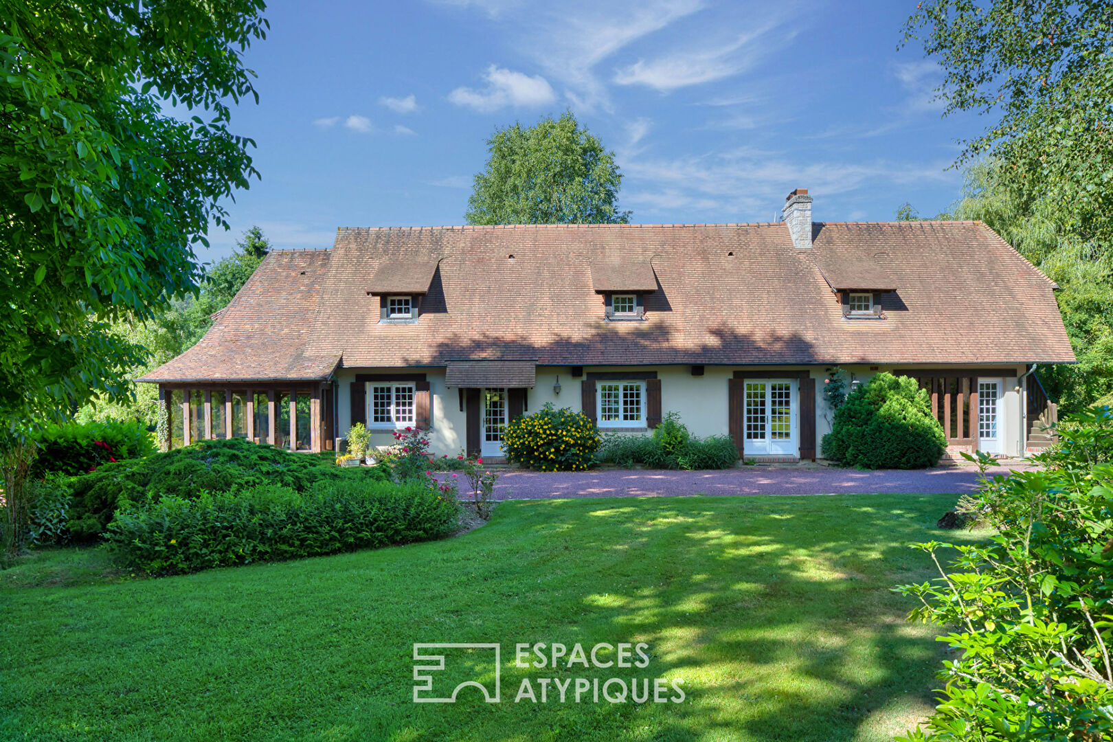 Property crossed by the river in one of the most beautiful villages in France