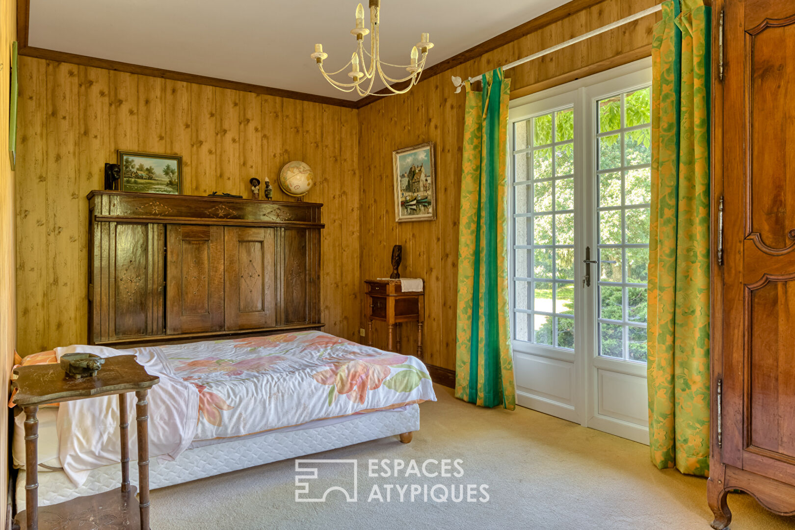 Property crossed by the river in one of the most beautiful villages in France