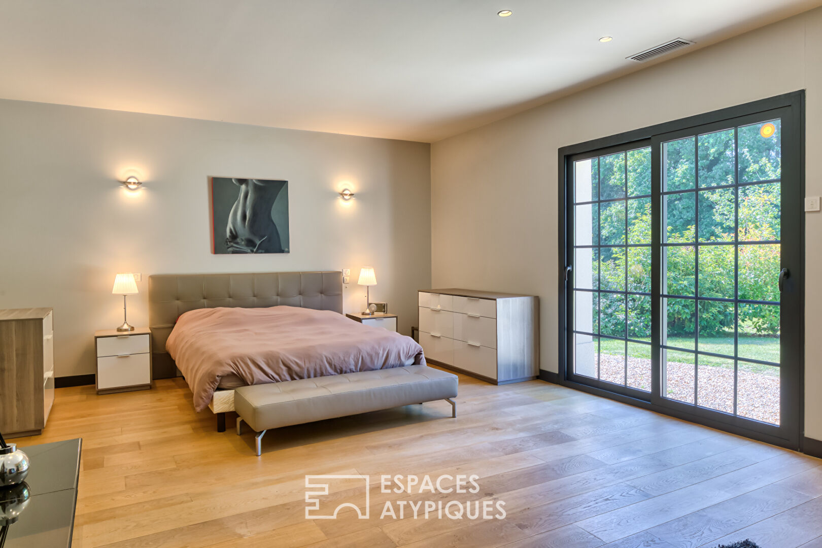 Architect-designed house at the Golf du Champs de Bataille
