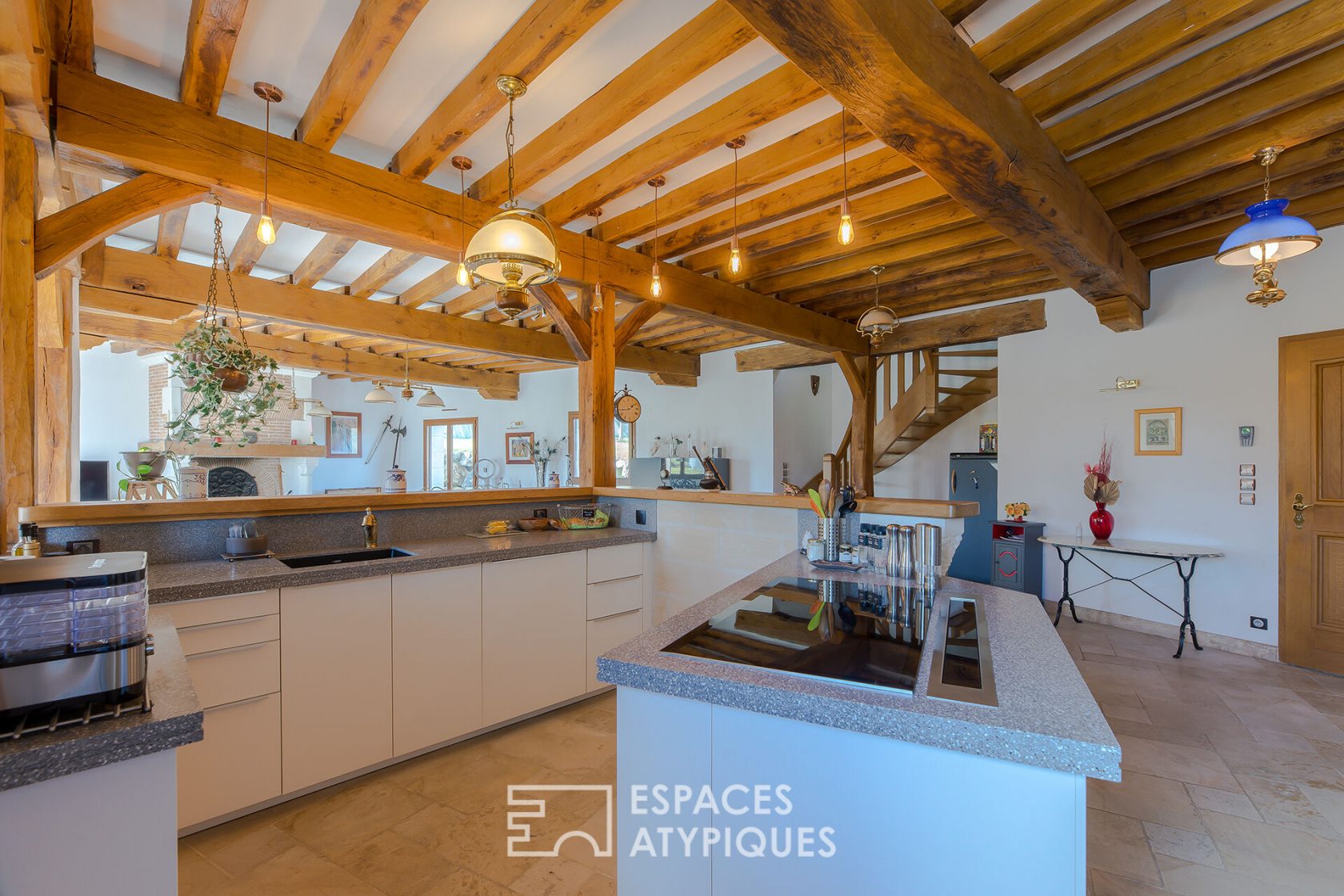 Maison normande contemporaine avec maison d’amis