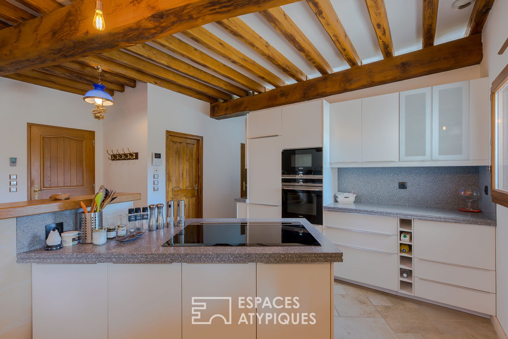 Maison normande contemporaine avec maison d’amis
