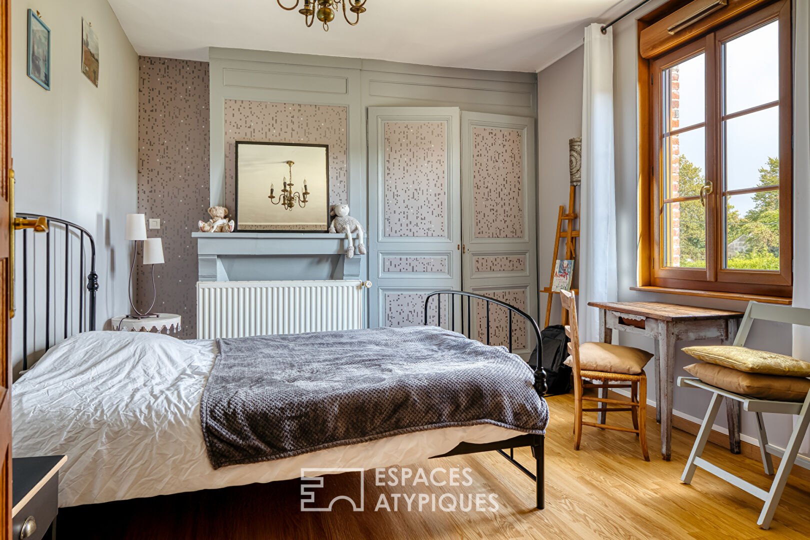 Maison de village et son gîte de charme proche du Château du Champs de Bataille