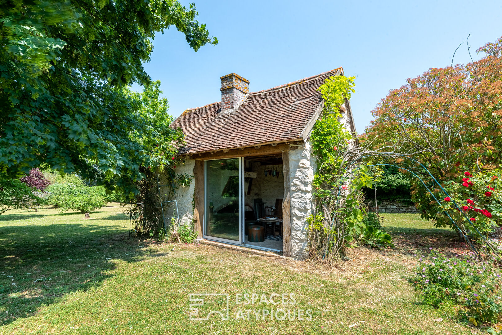 Maison de charme en pierre aux abords de la Seine