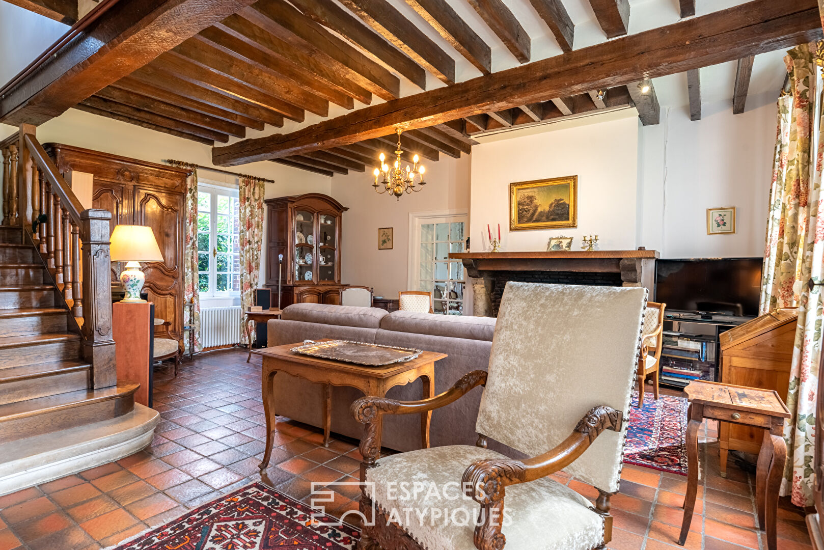 Maison de maître dans un parc arboré