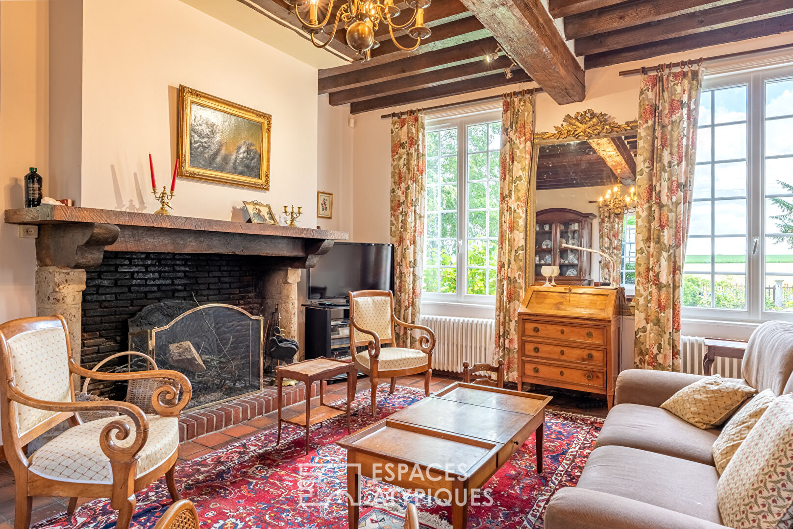 Maison de maître dans un parc arboré