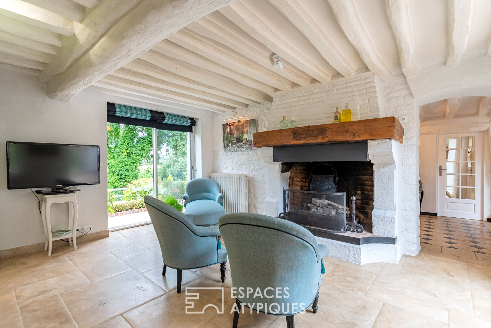 Charmante maison du 18e en pierre en bord de rivière