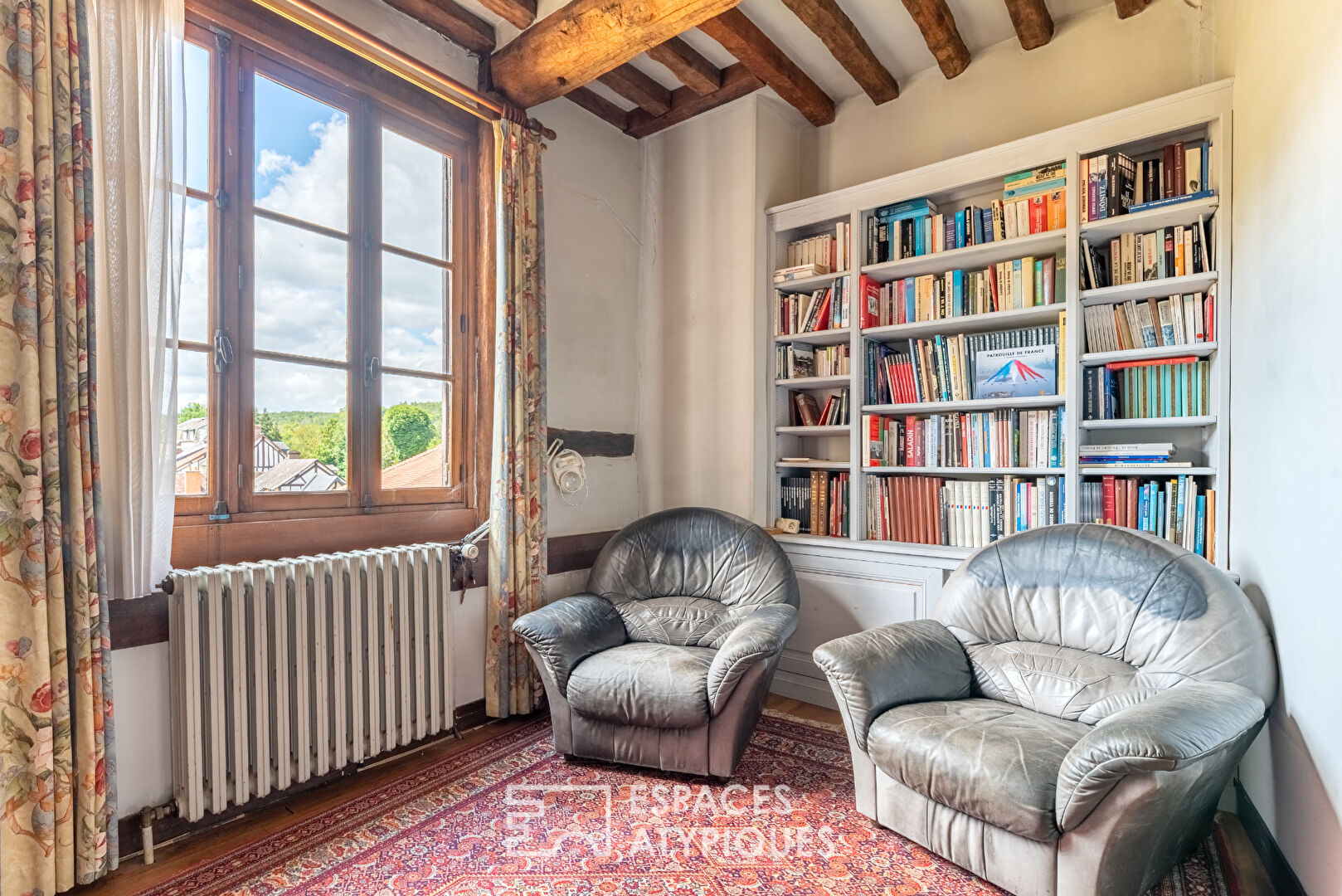 18th century property in the heart of Lyons-la-Fôret