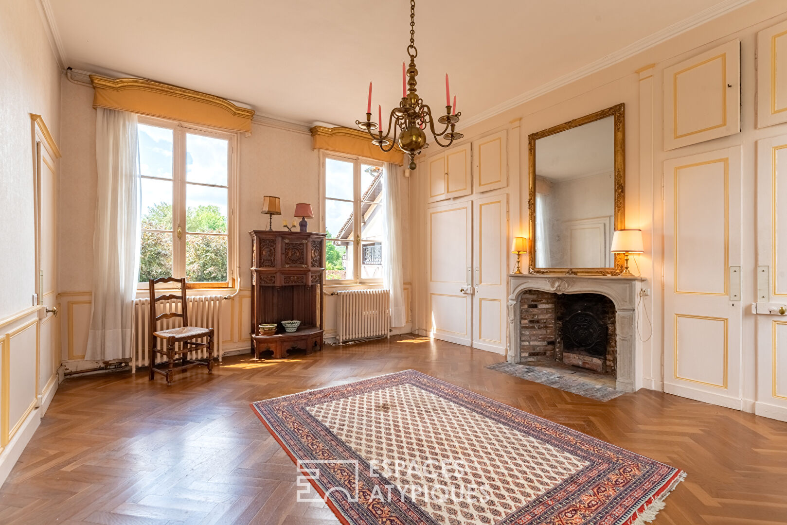 18th century property in the heart of Lyons-la-Fôret