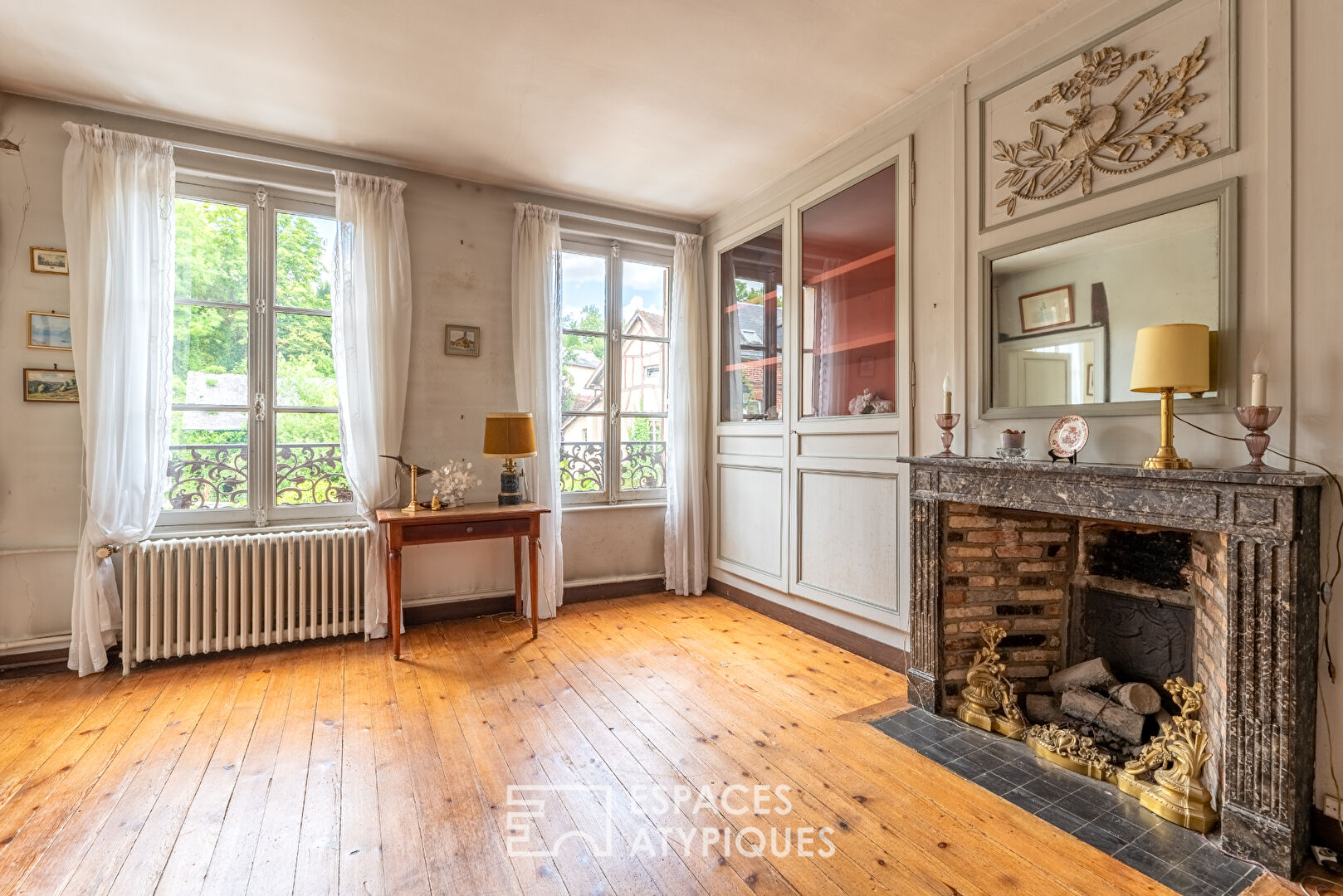 18th century property in the heart of Lyons-la-Fôret