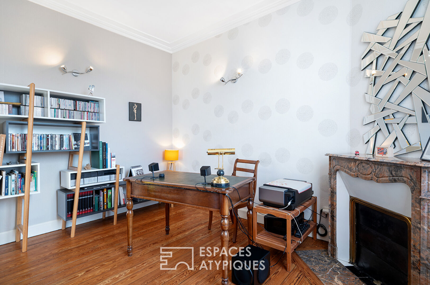 Elegance and charm for this bourgeois house