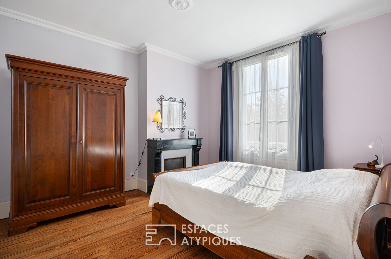 Elegance and charm for this bourgeois house