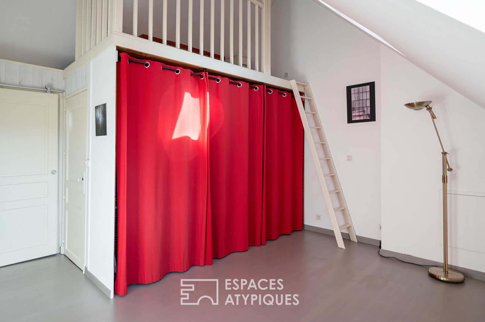 Elegance and charm for this bourgeois house