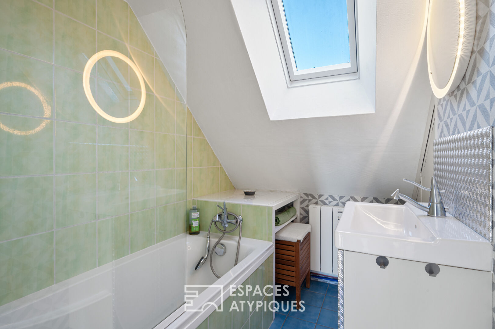 Elegance and charm for this bourgeois house