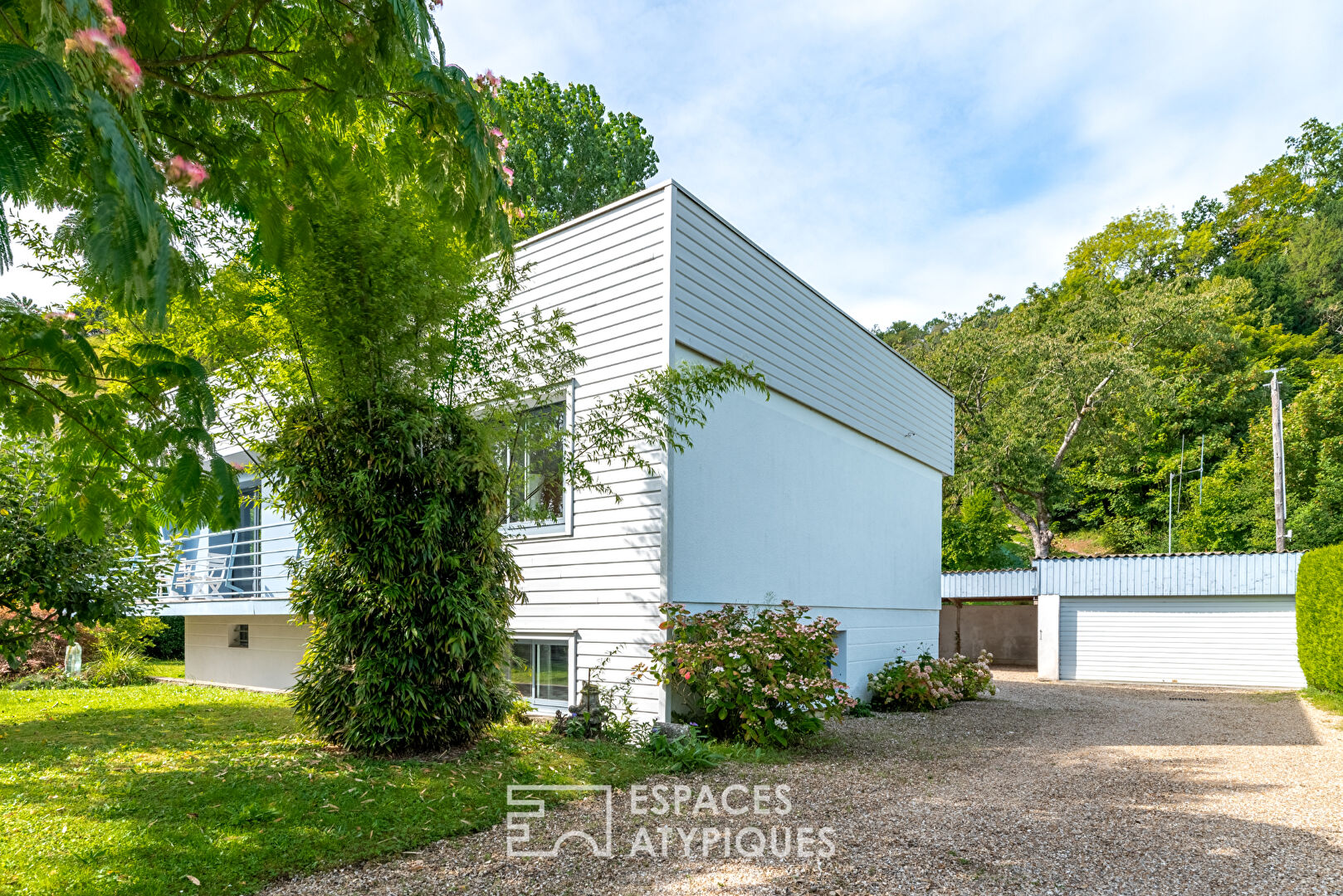 Maison d’architecte face à la Seine