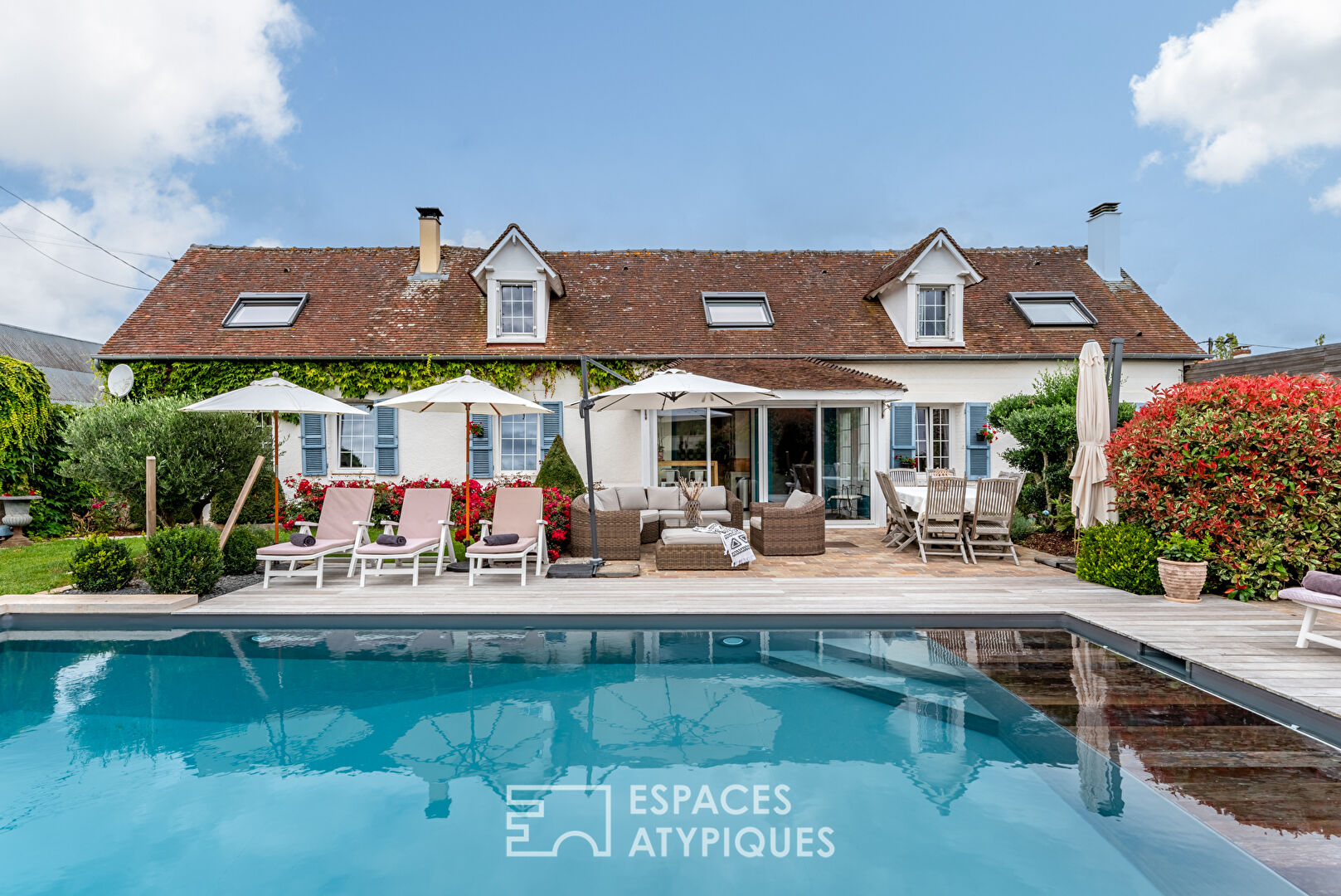 Authentique corps de ferme réhabilité avec piscine