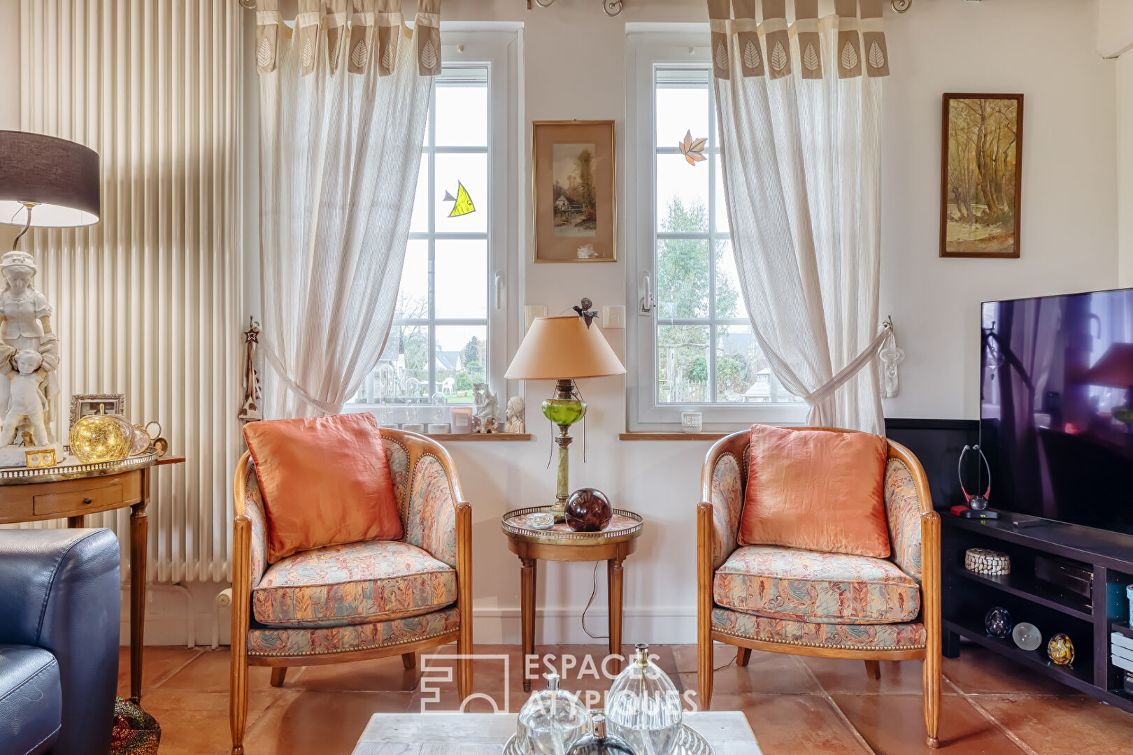 Authentique chaumière normande avec maison d&rsquo;amis