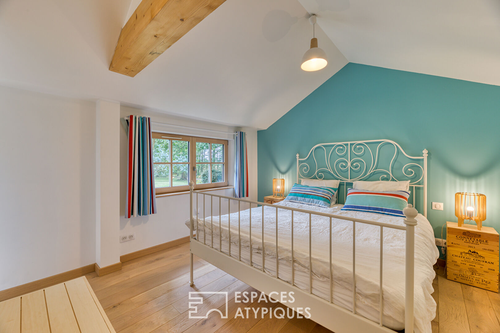 Elegant cottage avec piscine et tennis